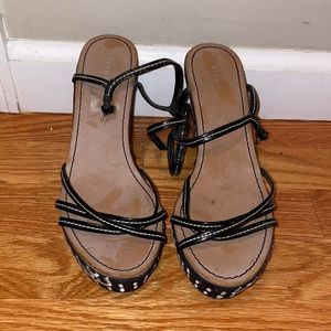 Black and white cute strappy wedges never worn